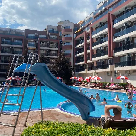 Апартаменты Admiral Plaza C 19 Private Cozy Sunny Солнечный берег