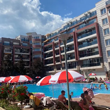 Admiral Plaza C 19 Private Cozy Sunny * Солнечный берег