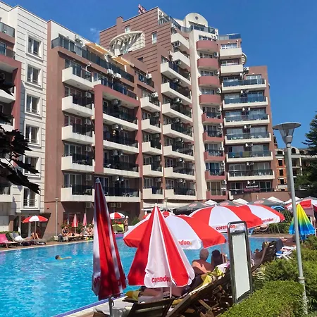 Admiral Plaza C 19 Private Cozy Sunny Апартаменты