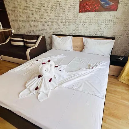 Admiral Plaza C 19 Private Cozy Sunny Апартаменты Солнечный берег
